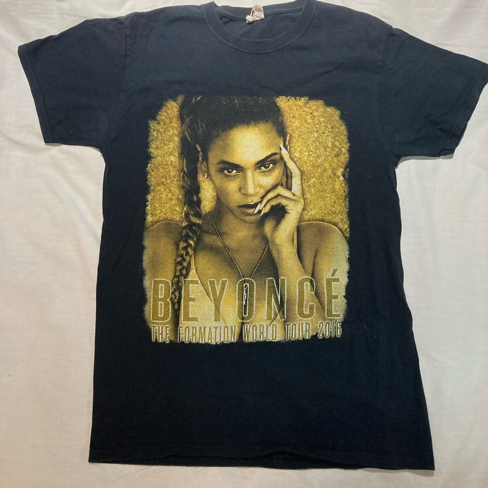 Beyoncé 2016 The Formation World Tour T-shirt! Size small!